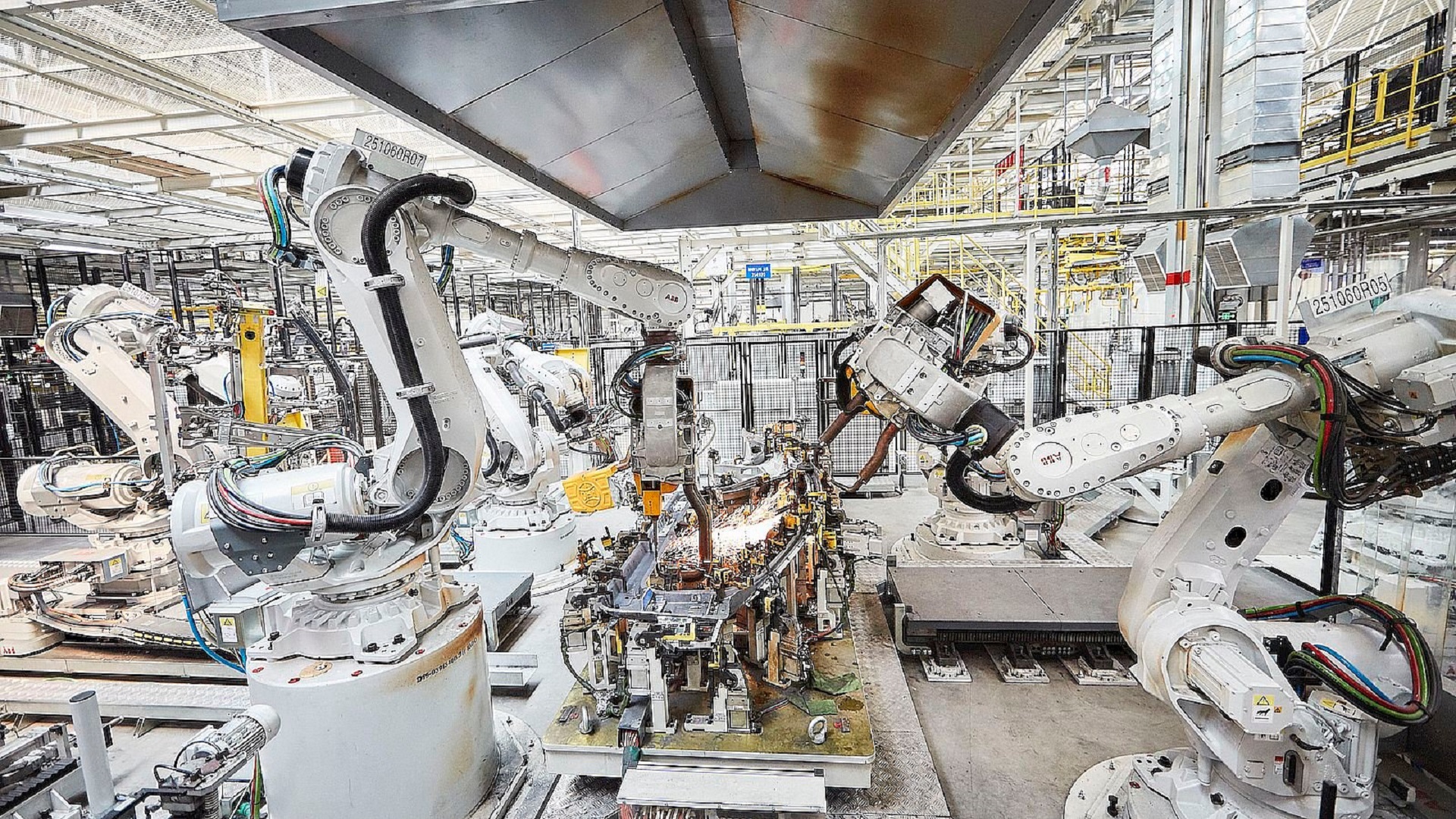 Cobots lead the future of the global industrial robotics market, finds Frost & Sullivan