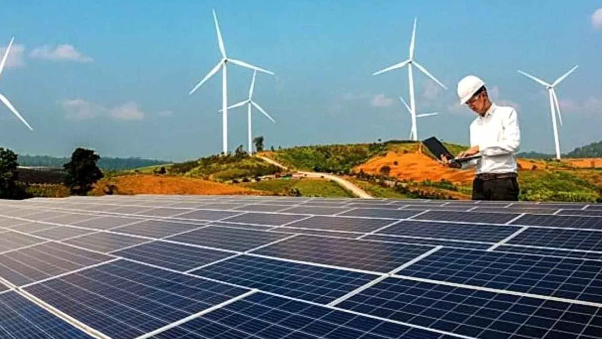 Renewable energy capacity reaches 43.5 per cent in India, Rubix reports