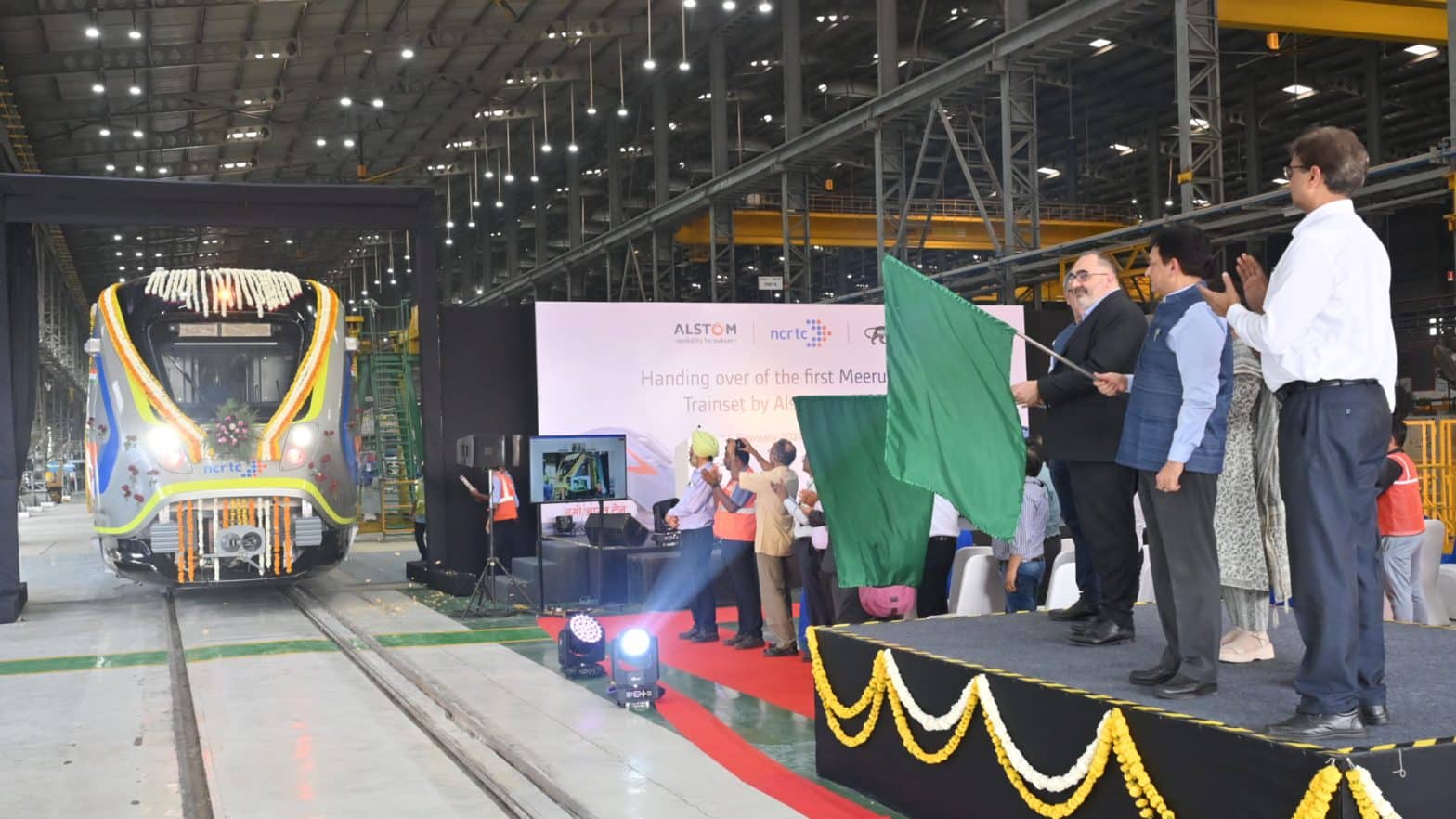 Alstom delivers first advanced metro train for Meerut metro ...