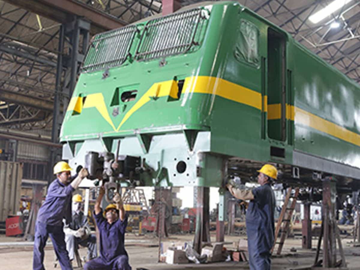 Texmaco Bags ₹36.27 Cr Wagon Deal, Order Book at ₹7,000 Cr