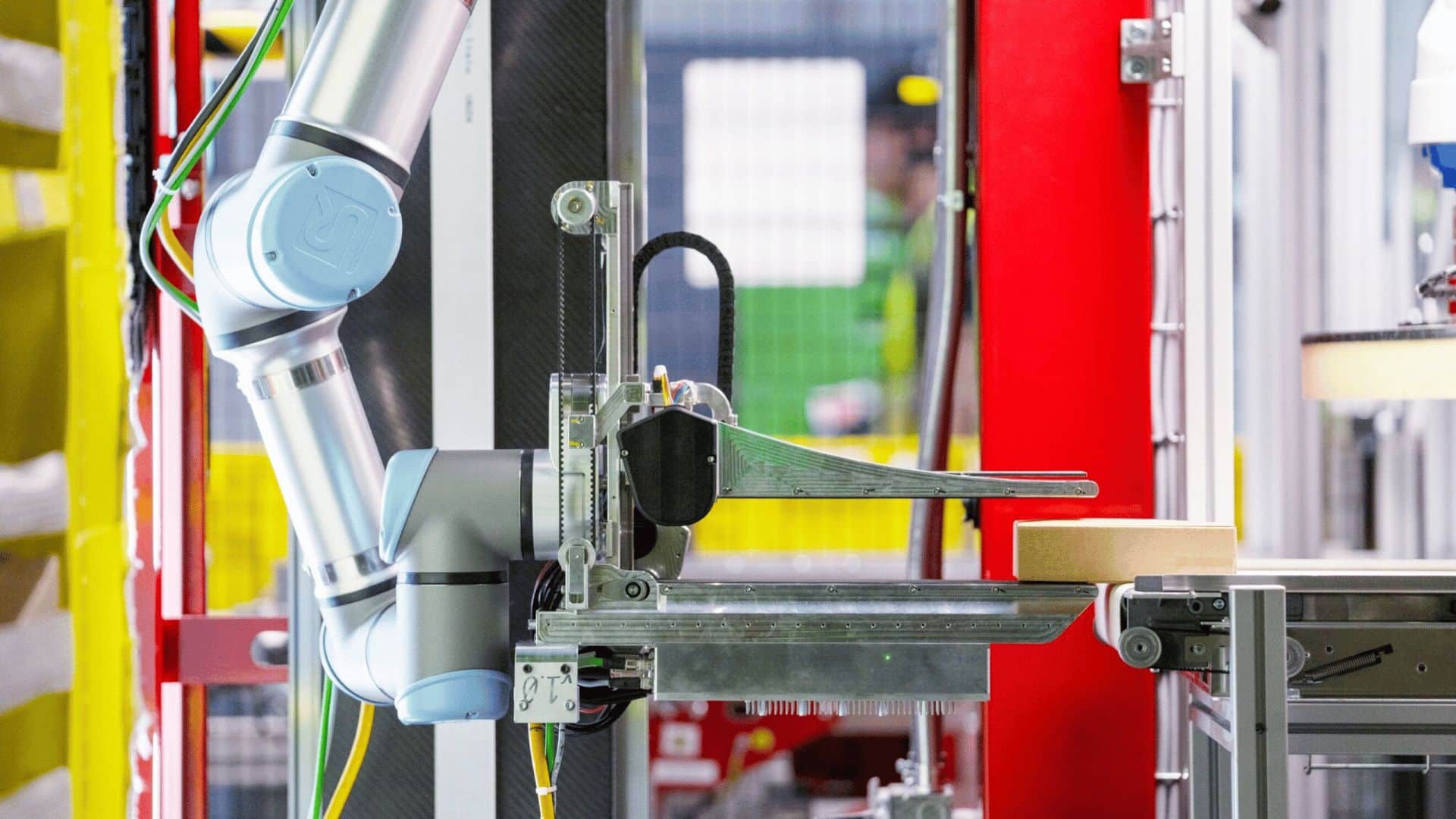Amazon launches a robot that can feel what it touches