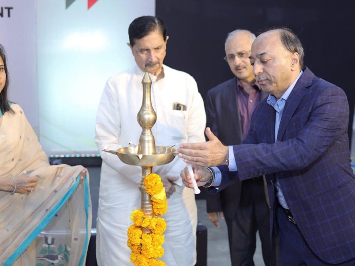 Mahindra Logistics Unveils Mega Warehouse for Cummins